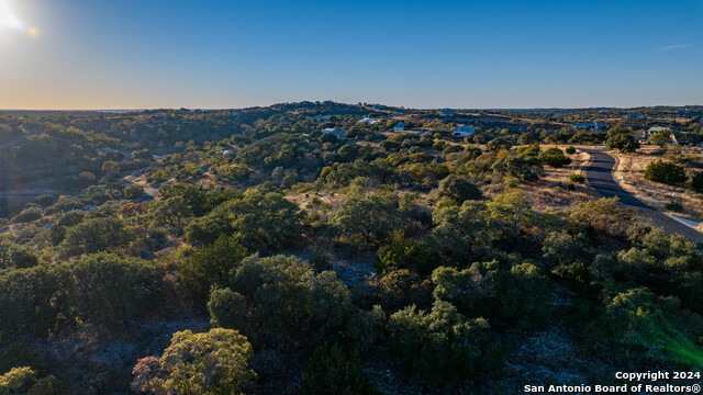 259 Lookout Point N Property Photo 28