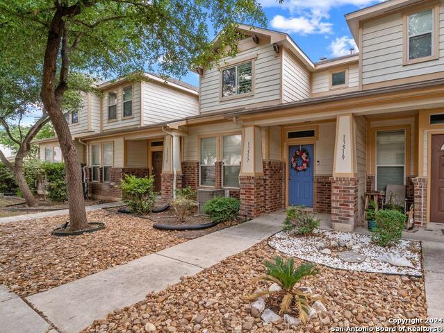 13517 Bristow Dawn Property Photo 1