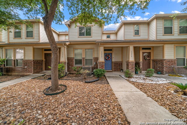 13517 Bristow Dawn Property Photo 3