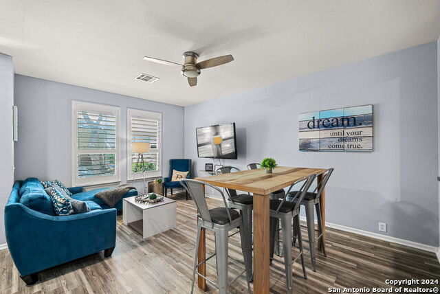 13517 Bristow Dawn Property Photo 6