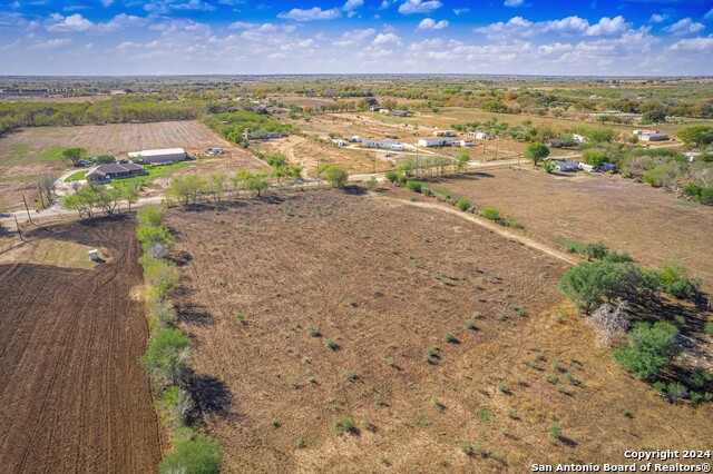 675 W County Road 672 Property Photo 8