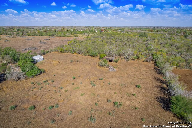 675 W County Road 672 Property Photo 9