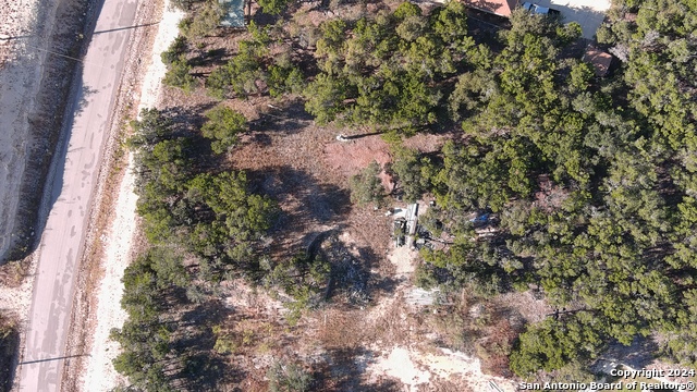 1557 Primrose Path Property Photo 8