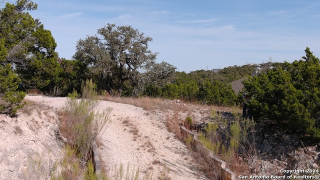 1557 Primrose Path Property Photo 14