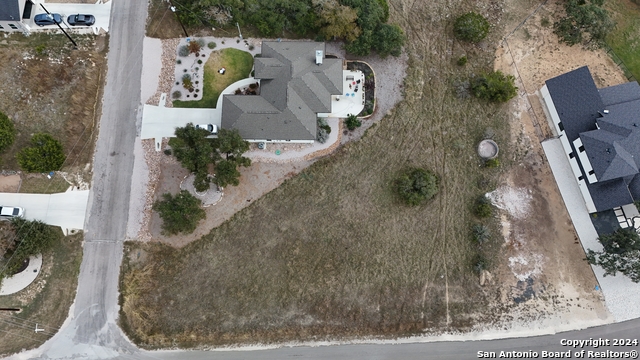 401 S Calvin Barrett Property Photo 1