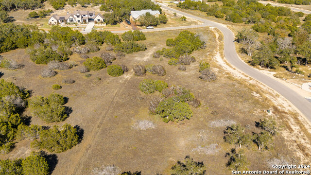 1737 E Paradise Pkwy Property Photo 4
