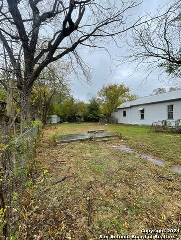 125 Lowell St Property Photo 1