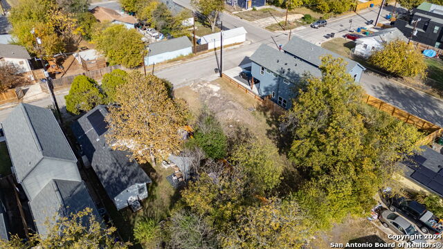 1846 E Crockett St Property Photo 7