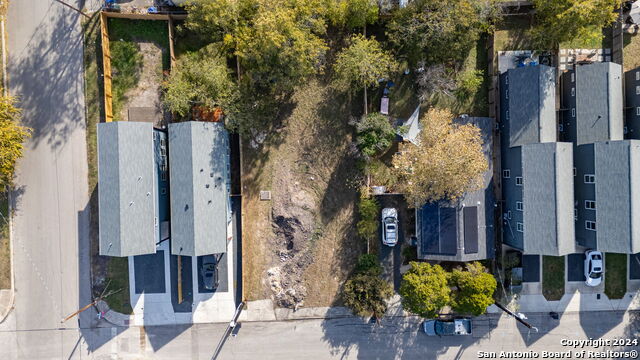 1846 E Crockett St Property Photo 9