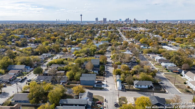 1846 E Crockett St Property Photo 12