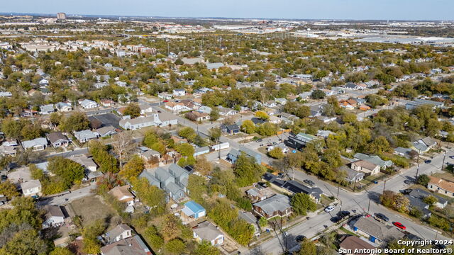 1846 E Crockett St Property Photo 14