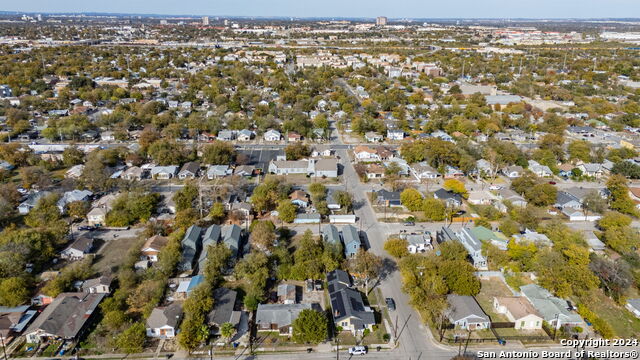 1846 E Crockett St Property Photo 15