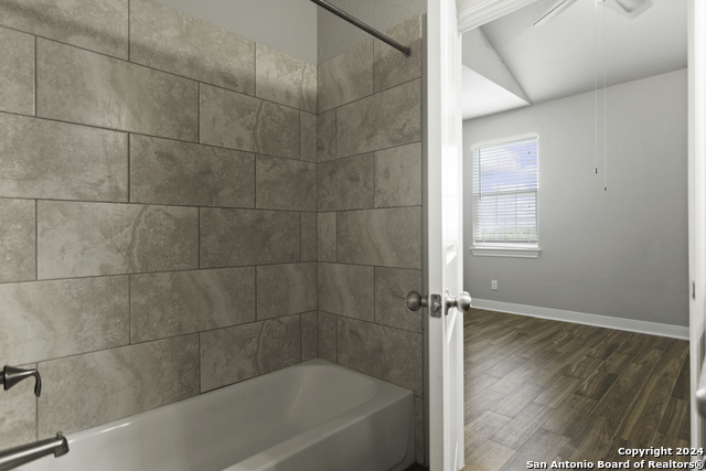 3067 View Ridge Dr Property Photo 8