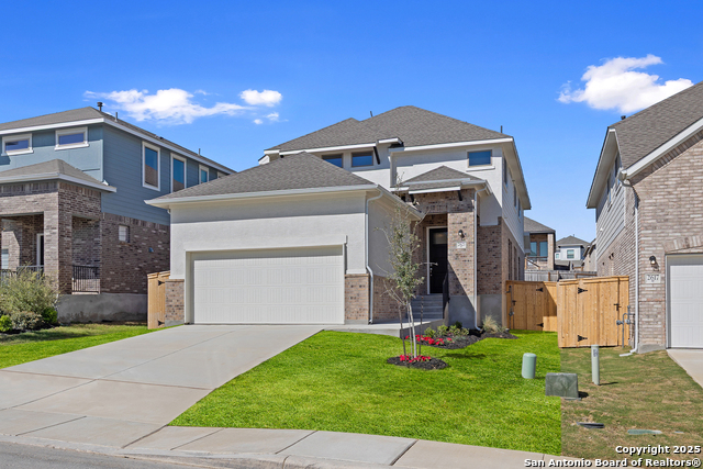 2621 White Willow Property Photo 1