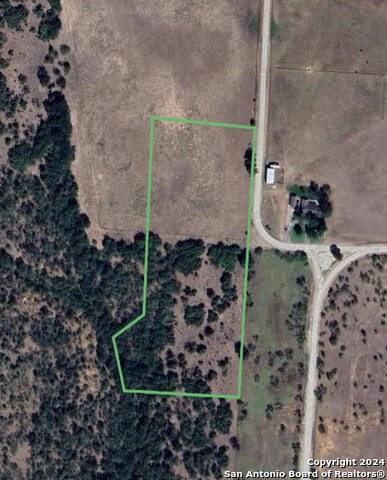 Tract 2 Cross Road Property Photo 1