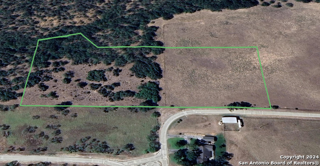 Tract 2 Cross Road Property Photo 4
