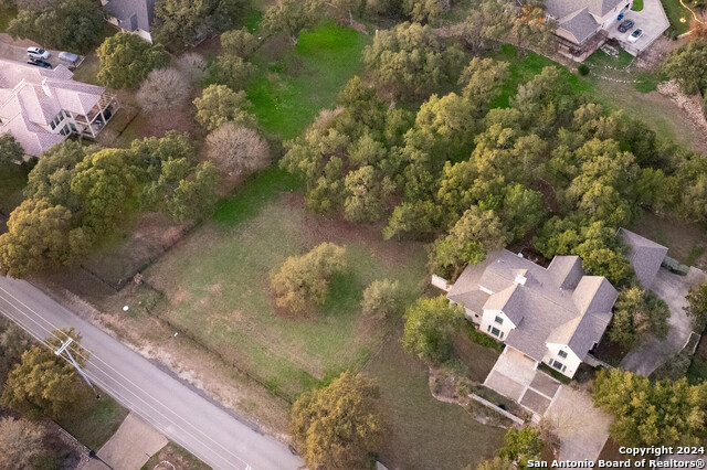 9041 Schoenthal Rd Property Photo 13