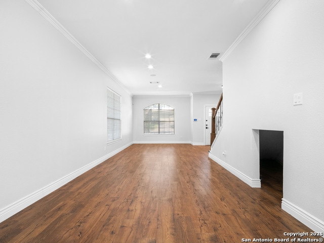 7318 Clear Rock Drive Property Photo 4