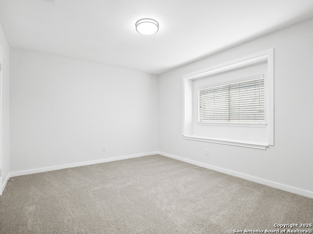 7318 Clear Rock Drive Property Photo 14