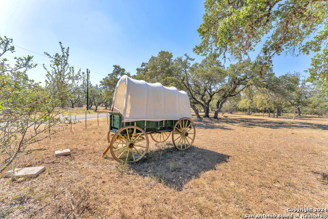 733 Windmill Ridge Property Photo 6