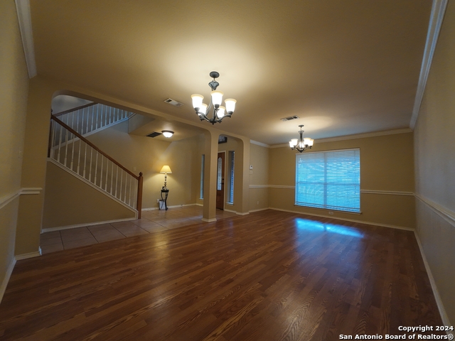 9723 Dahlia Property Photo 6