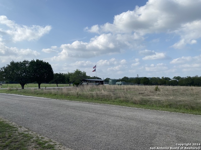 Lot 5 S Settlers Lane Property Photo 2