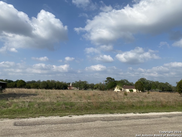 Lot 5 S Settlers Lane Property Photo 3