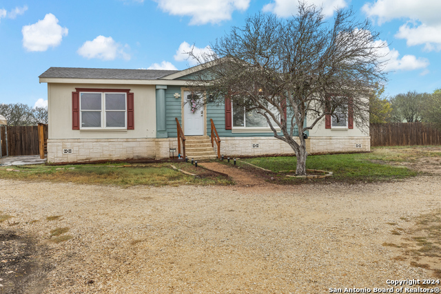 231 County Road 5635 Property Photo