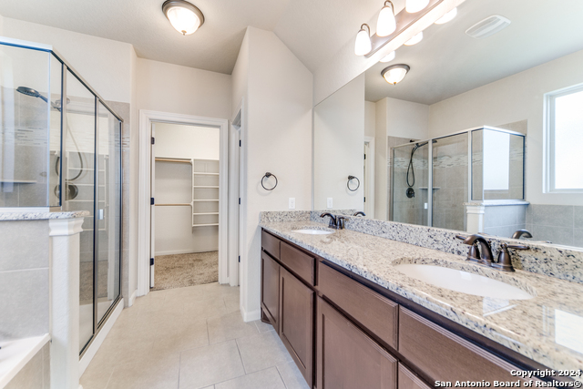 25711 Velvet Creek Property Photo 14