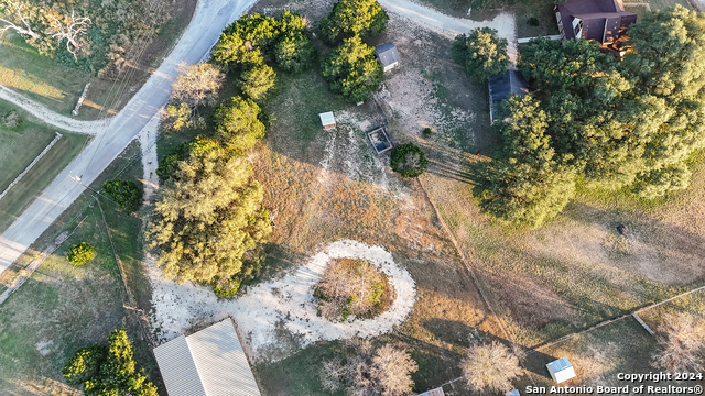 131 Mills Lane Property Photo 16