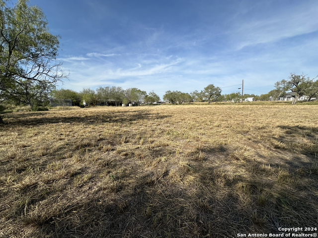 613 Hon Ave Property Photo 5