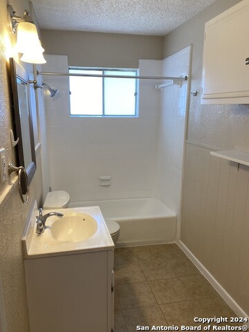 738 Marquette Property Photo 11