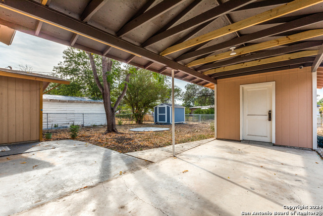 738 Marquette Property Photo 15