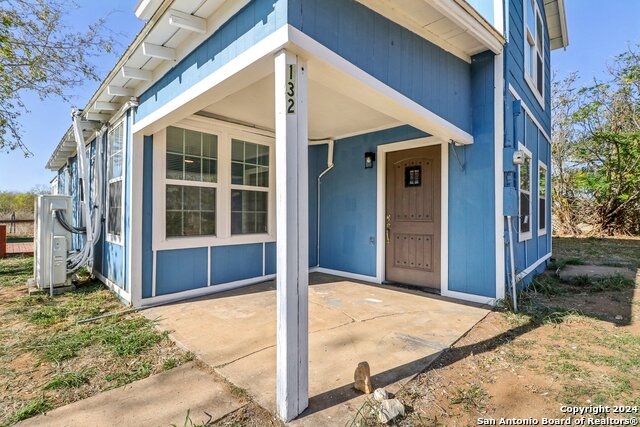 132 Renfro Dr Property Photo 4