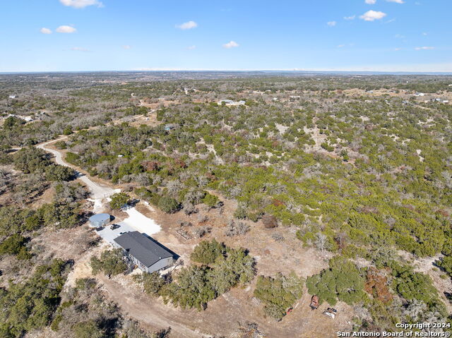 201 Joe West Rd Property Photo 2