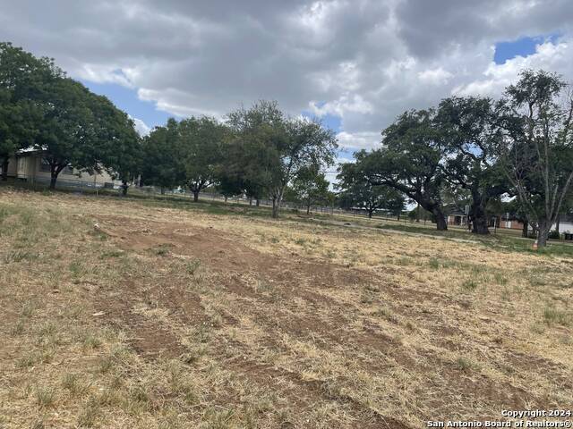 1405 W Goodwin St Property Photo 2