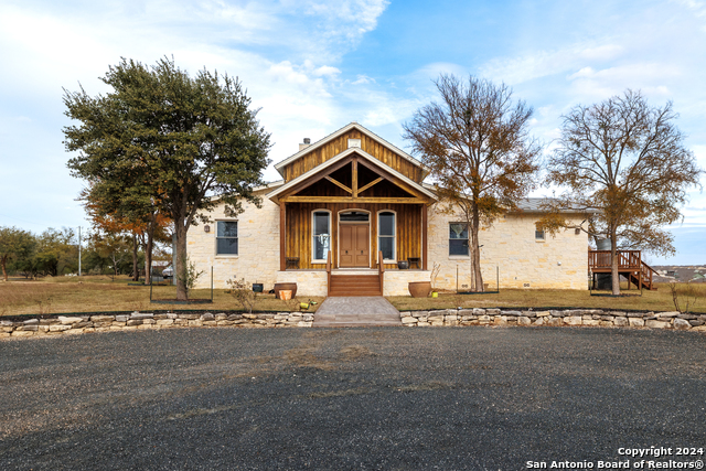 1440 W Klein Rd Property Photo 1