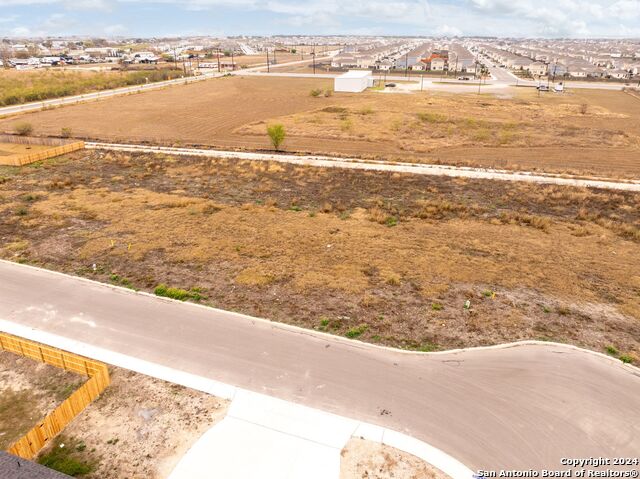 14006 William Blazeby Property Photo 49