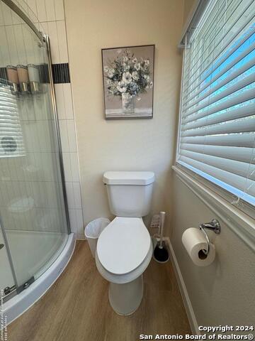 2028 W Woodlawn Ave Property Photo 36