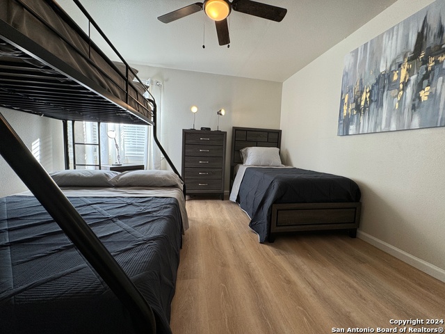2028 W Woodlawn Ave Property Photo 43