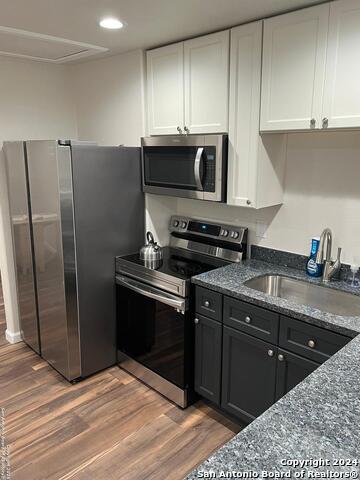2028 W Woodlawn Ave Property Photo 66