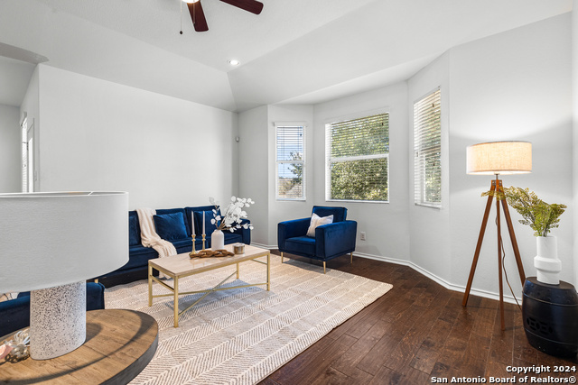 6511 Diego Ln Property Photo 3