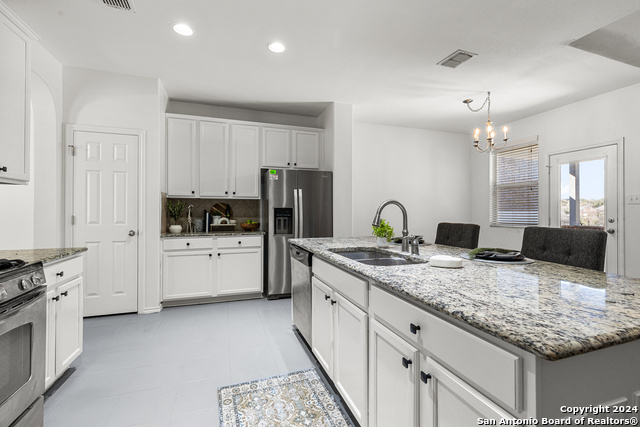 6511 Diego Ln Property Photo 5