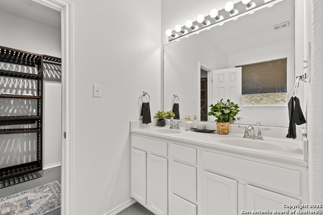 6511 Diego Ln Property Photo 10