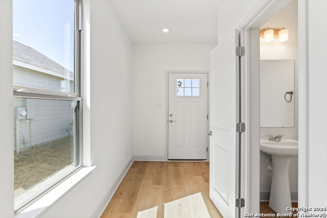 3606 Palmwood Terrace Property Photo 4