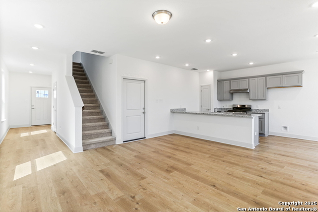 3606 Palmwood Terrace Property Photo 7