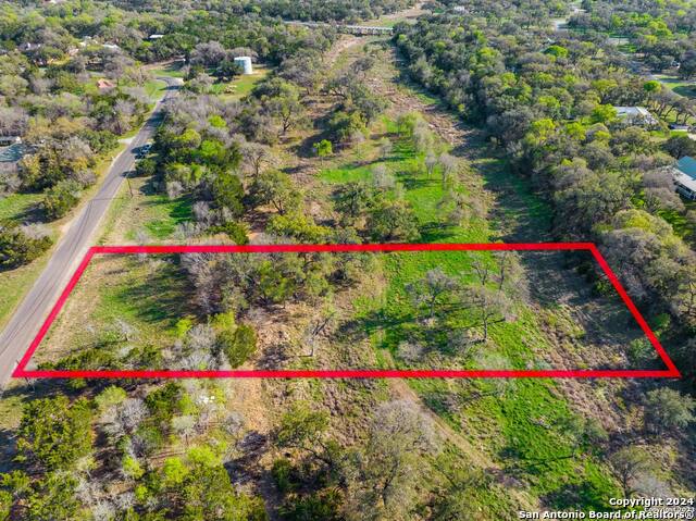 7050 Circle Oak Property Photo 1
