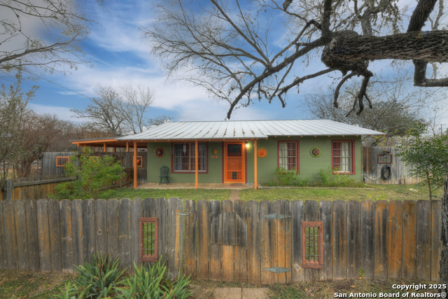610 14th Street Property Photo 2