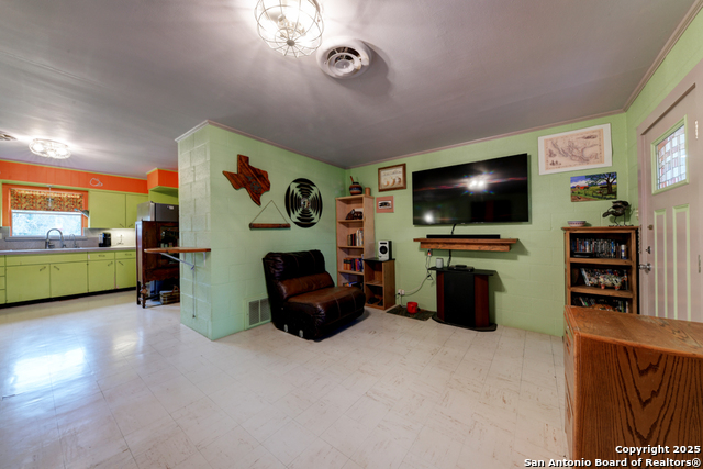 610 14th Street Property Photo 7