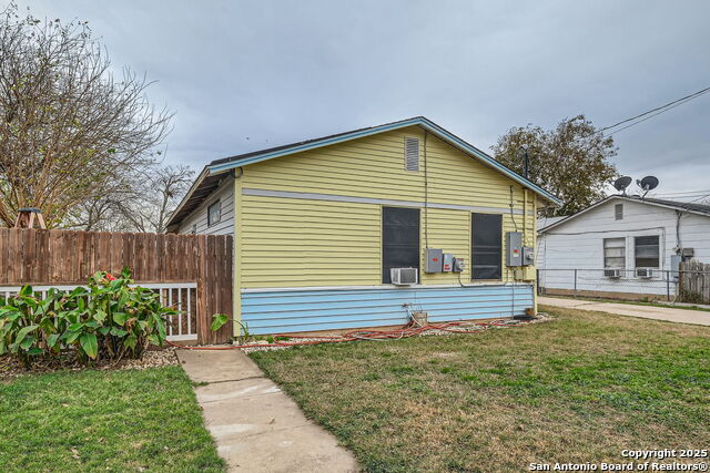 906 Shemya Ave Property Photo 3